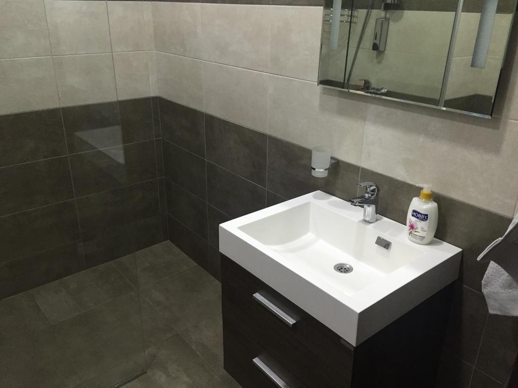Sea Towers 2 Room Apartment Batumi Eksteriør bilde