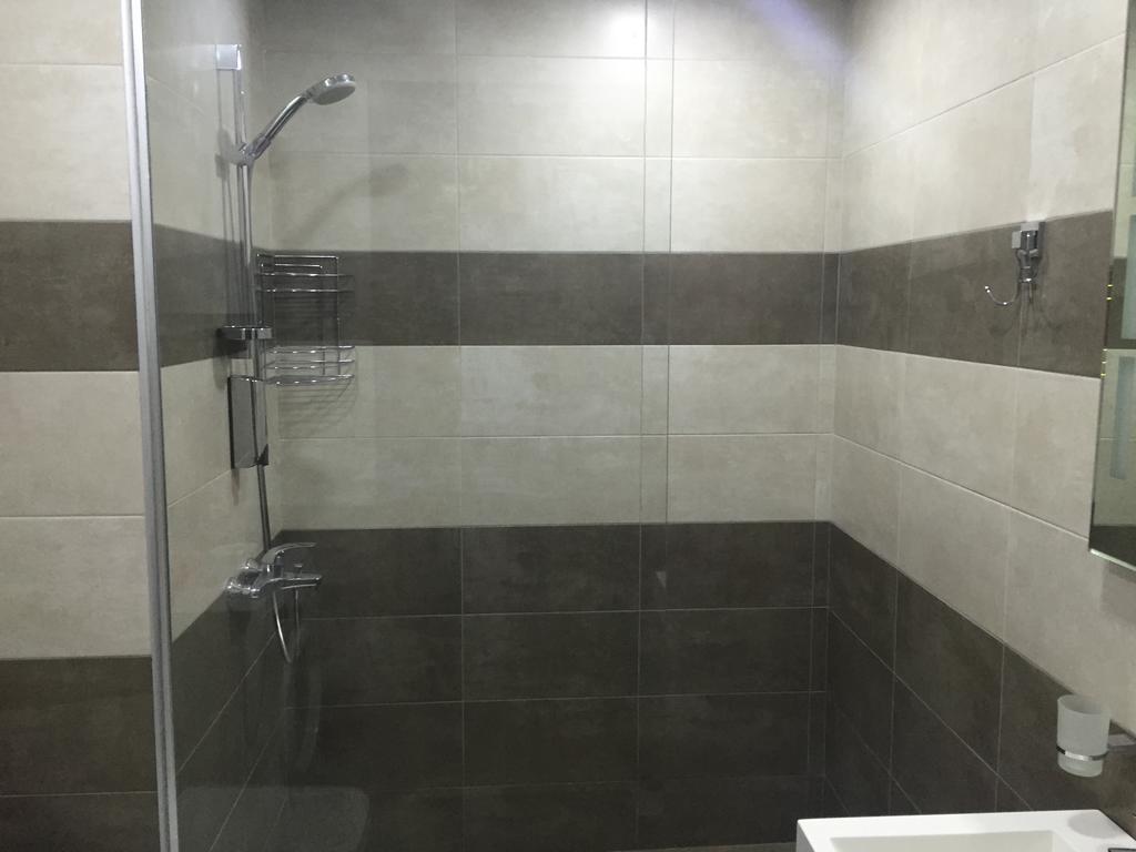 Sea Towers 2 Room Apartment Batumi Eksteriør bilde