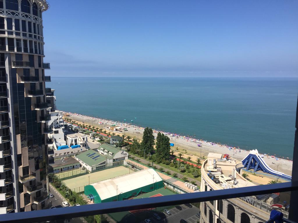 Sea Towers 2 Room Apartment Batumi Eksteriør bilde